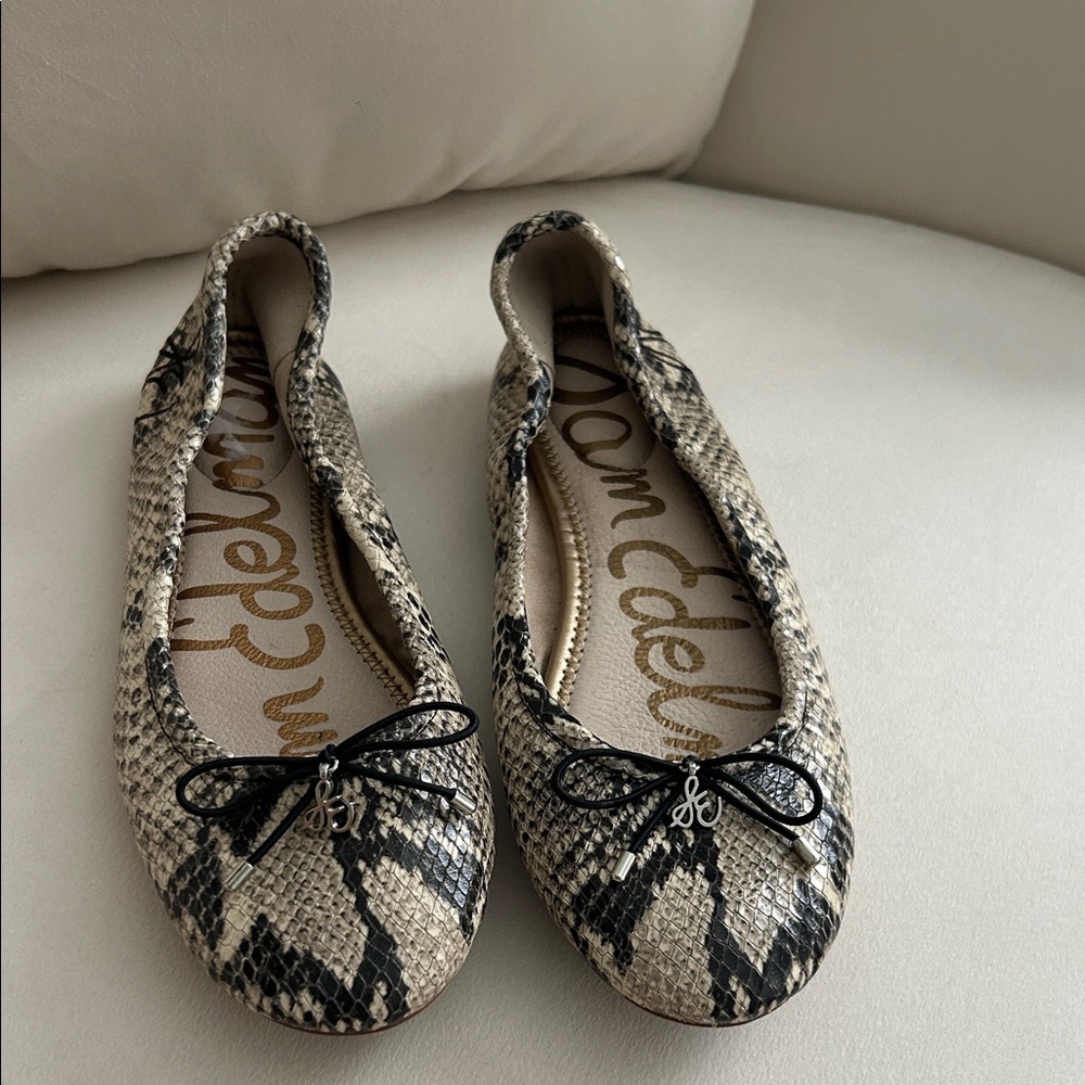 Sam Edelman Black and Cream Snake Print Flats